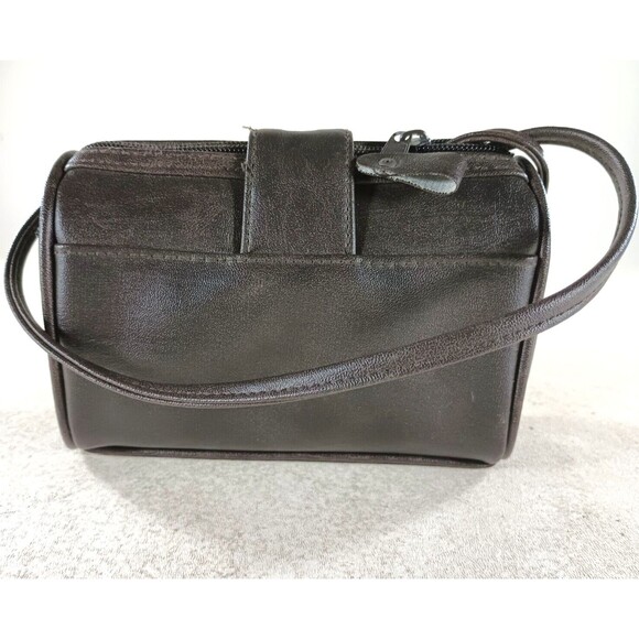 Brown Faux Leather Handbag with Eyehook Fastener - Picture 4 of 5